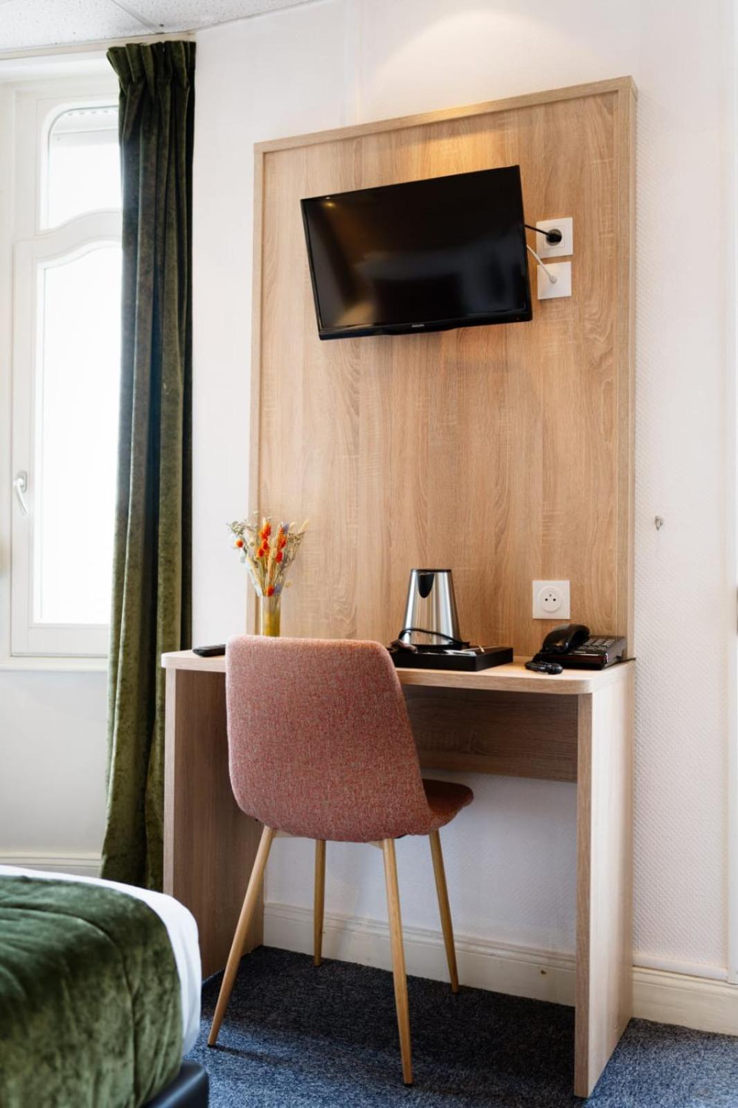 Hotel Escurial - Centre Gare Metz Kültér fotó